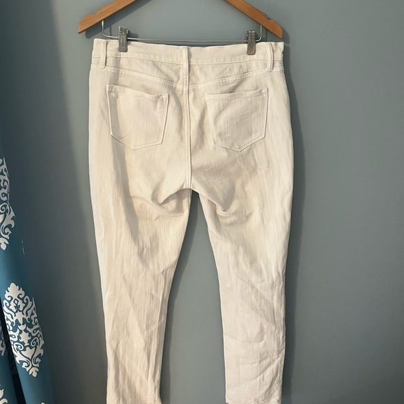 Old Navy White Jeans - Picture 3 of 3